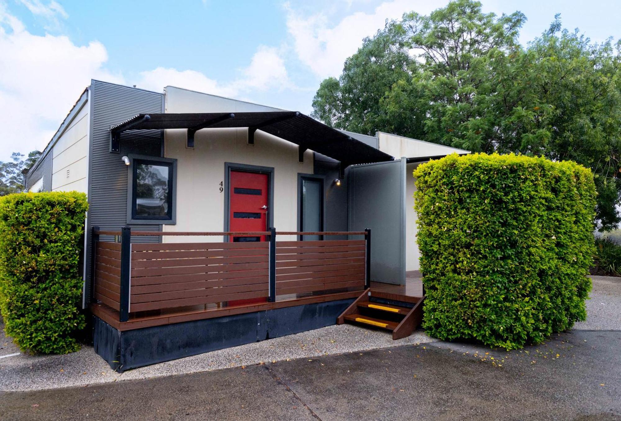 Airport Tourist Village Melbourne Exterior photo